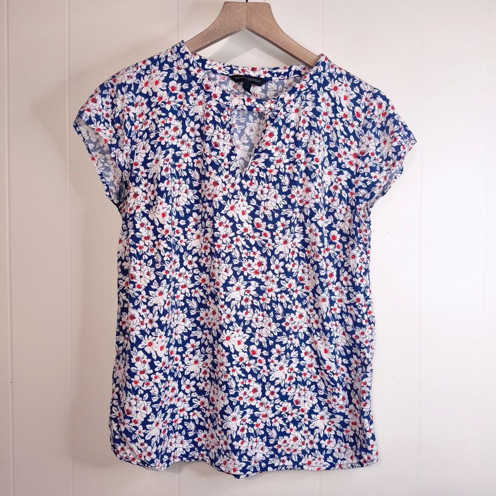 Banana Republic Short Sleeve Floral Blouse